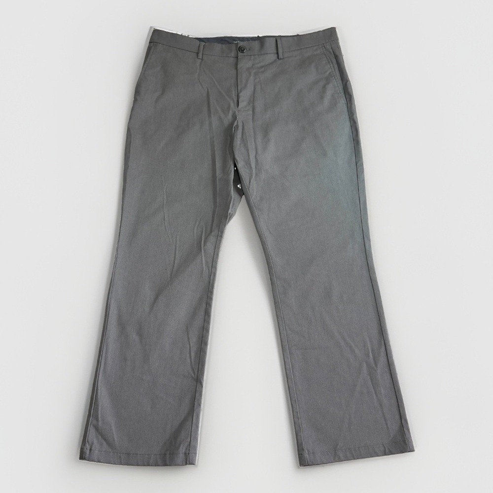 Old Navy Ultimate Straight Pants Mens 38x30 Grey Built-In Flex Chinos